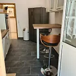 Neu! In Mit Balkon *