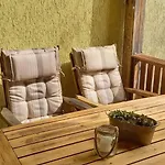 Neu! In Mit Balkon Appartement