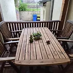 Апартаменты Neu! In Mit Balkon Mucheln