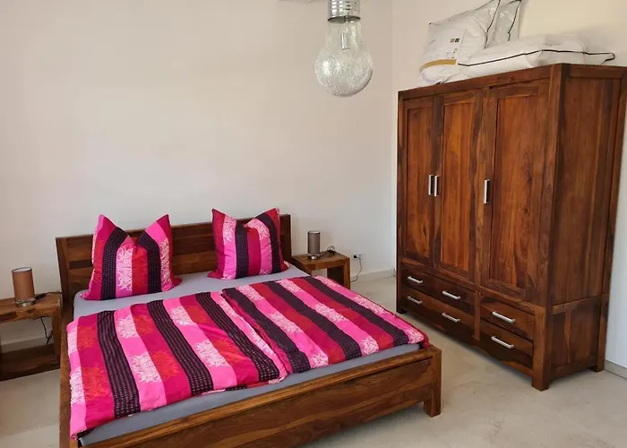 Neu! In Mit Balkon Mücheln